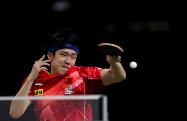 PG模拟器-五人携手共进世乒赛男单八强 中国男乒朝女乒看齐